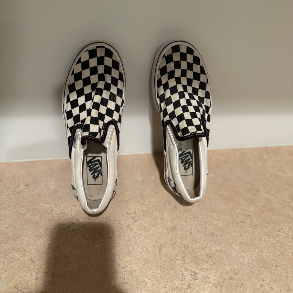 Vans sneakers women size 7.5 or men size 6